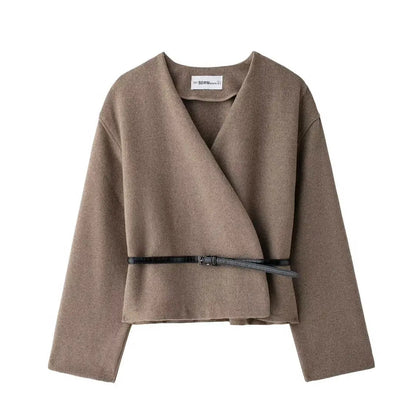 Soft V-Neck Wrap – Clean Lines, Refined Finish